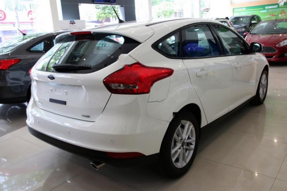 Ford Focus Trend 1.5L 2018 - Bán Ford Focus Trend 1.5L sản xuất 2018, màu trắng