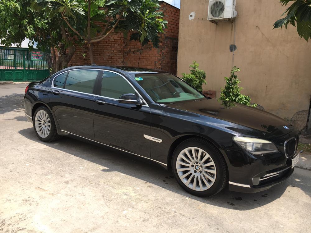 BMW 7 Series 740Li 2009 - Cần bán xe BMW 7 Series 740Li năm 2009, màu đen, xe nhập