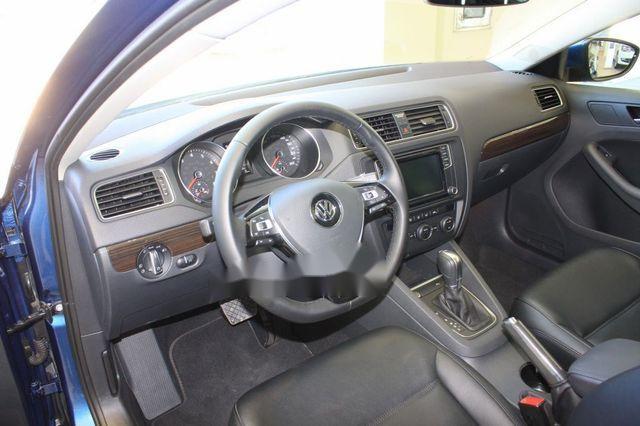 Volkswagen Jetta 2016 - Bán xe Volkswagen Jetta đời 2016, xe nhập, 899 triệu