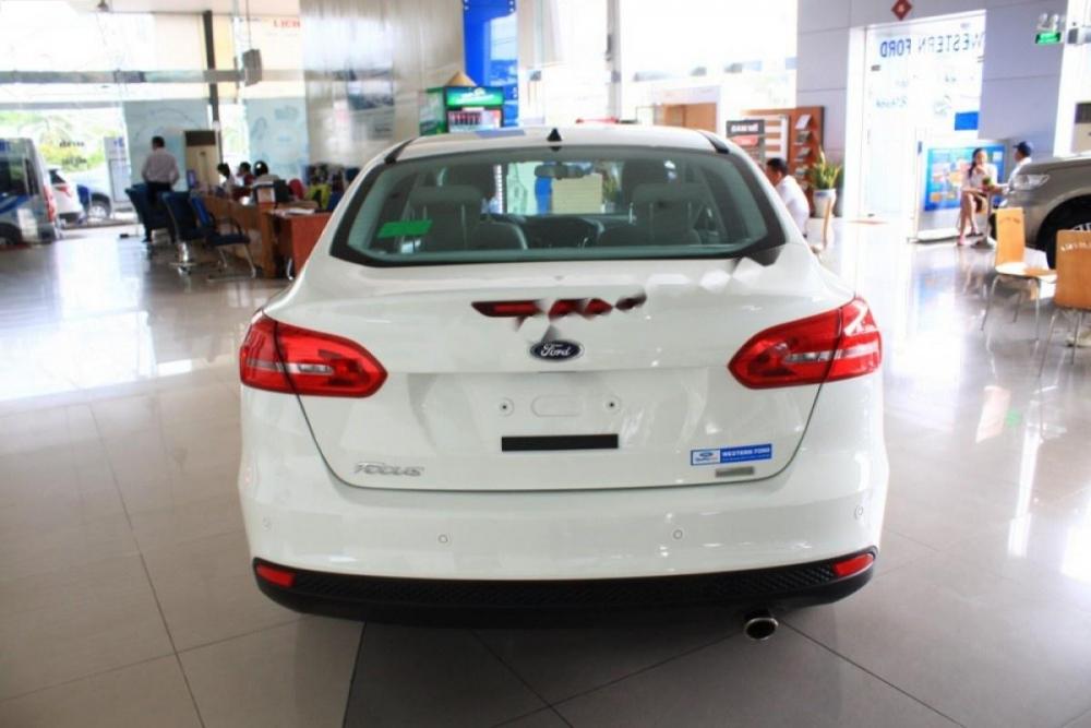 Ford Focus Trend 1.5L 2018 - Bán Ford Focus Trend 1.5L đời 2018, màu trắng