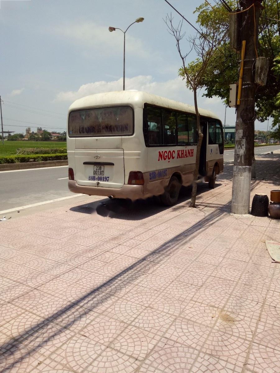 Hyundai County 2001 - Cần bán Hyundai County năm sản xuất 2001, hai màu, nhập khẩu