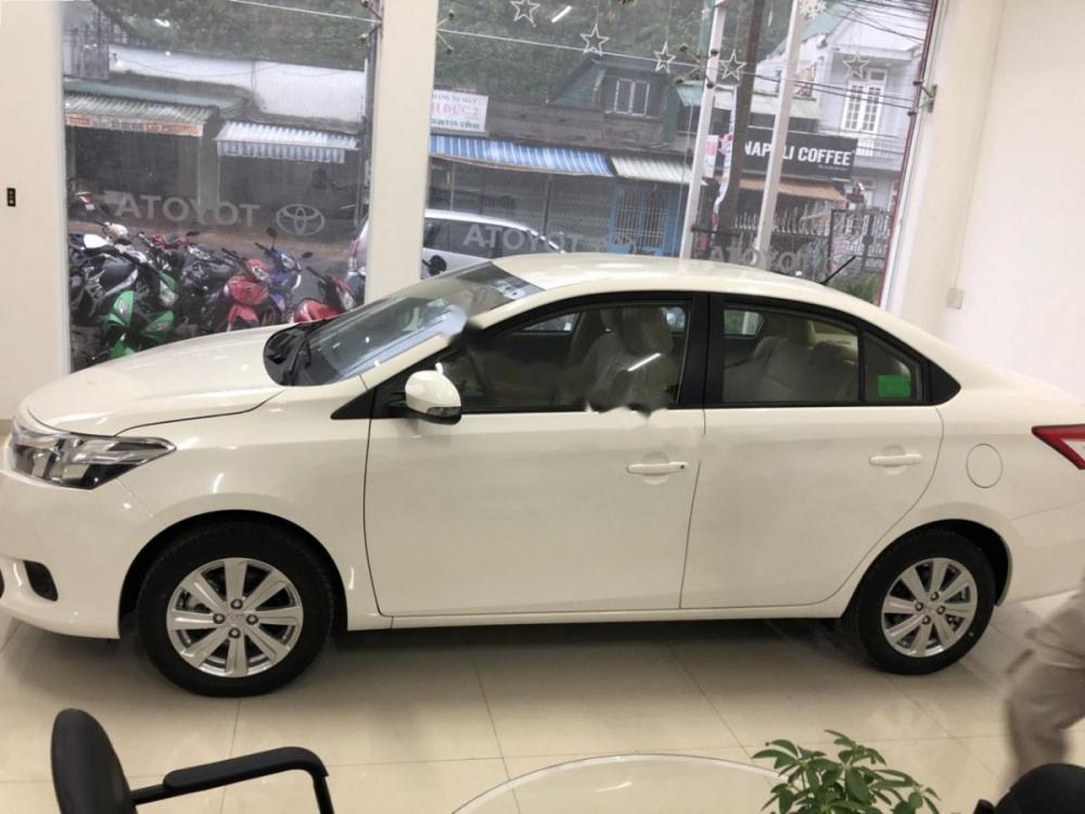 Toyota Vios 1.5E 2018 - Cần bán xe Toyota Vios 1.5E năm sản xuất 2018, màu trắng