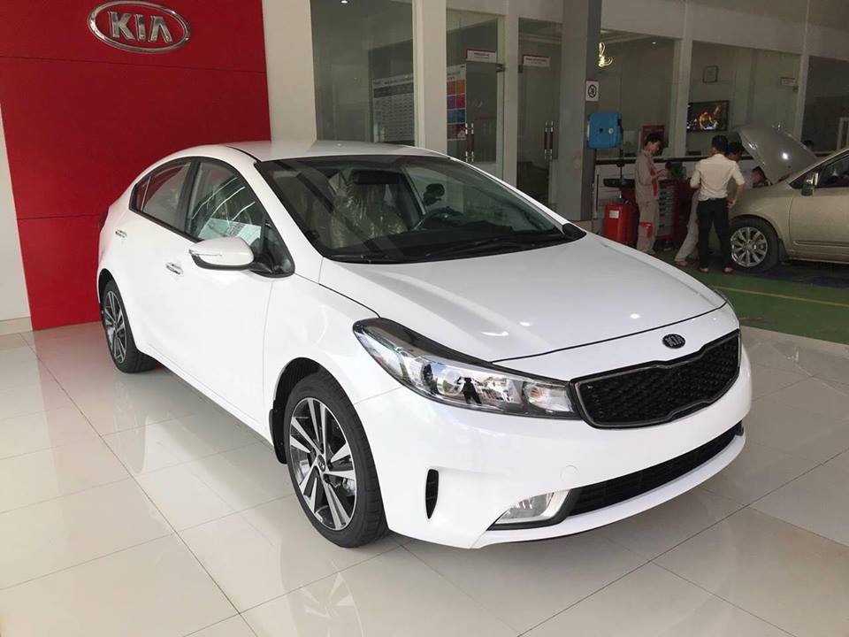 Kia Cerato SMT 2018 - Cần bán xe Kia Cerato SMT đời 2018, màu trắng