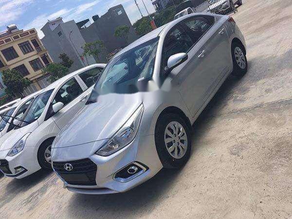 Hyundai Accent 2018 - Bán Hyundai Accent đời 2018, màu bạc, giá tốt