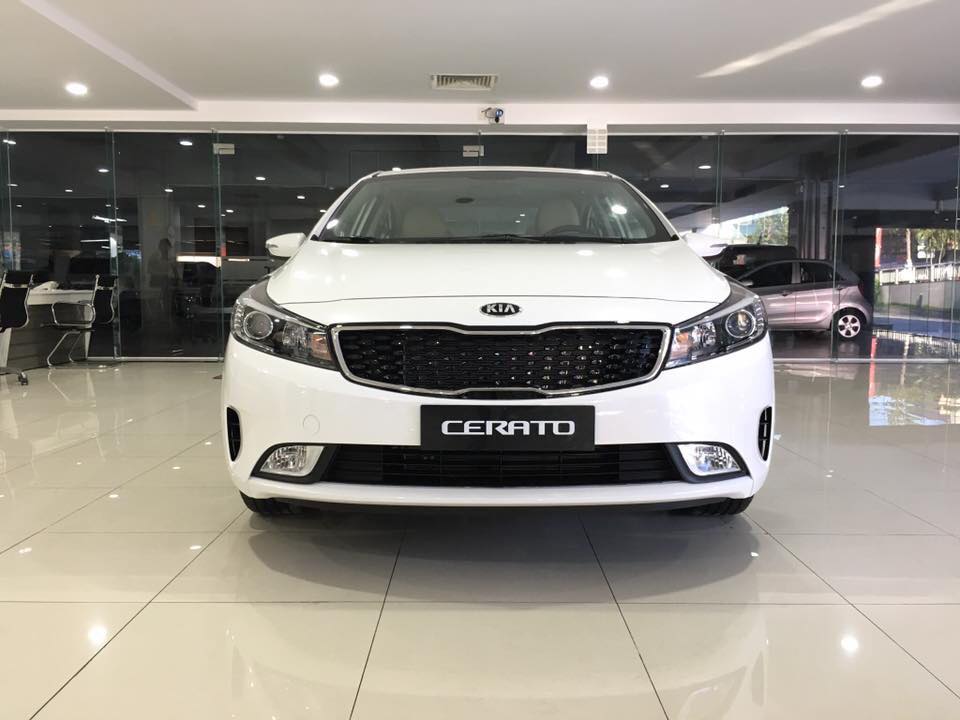 Kia Cerato SMT 2018 - Cần bán xe Kia Cerato SMT đời 2018, màu trắng