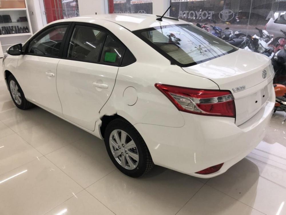 Toyota Vios 1.5E 2018 - Cần bán xe Toyota Vios 1.5E năm sản xuất 2018, màu trắng