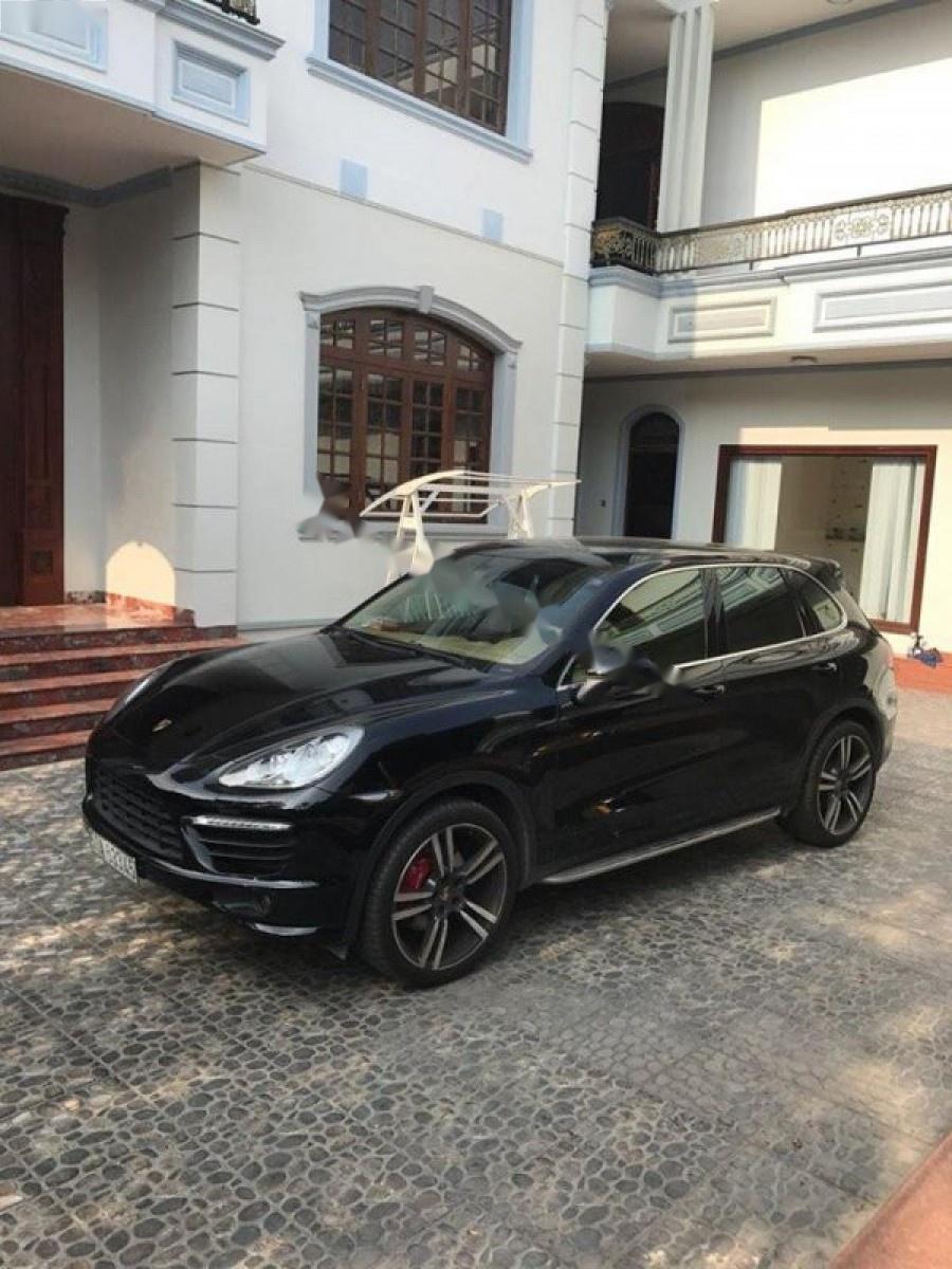 Porsche Cayenne 2013 - Bán Porsche Cayenne sản xuất 2013, màu đen, nhập khẩu