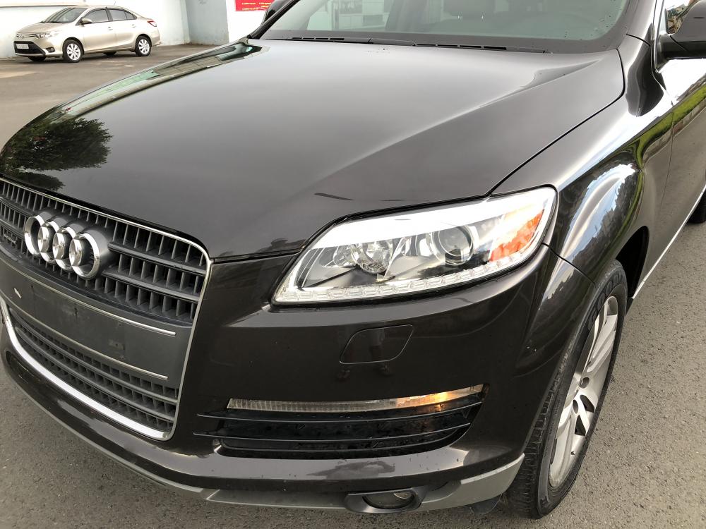 Audi Q7 2007 - Bán Audi Q7 màu nâu, full cao cấp và nhiều đồ chơi, cốp hít số tự động 6 cấp