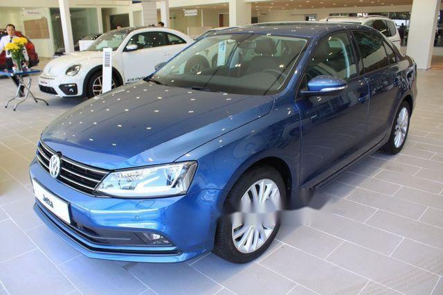 Volkswagen Jetta 2016 - Bán xe Volkswagen Jetta đời 2016, xe nhập, 899 triệu