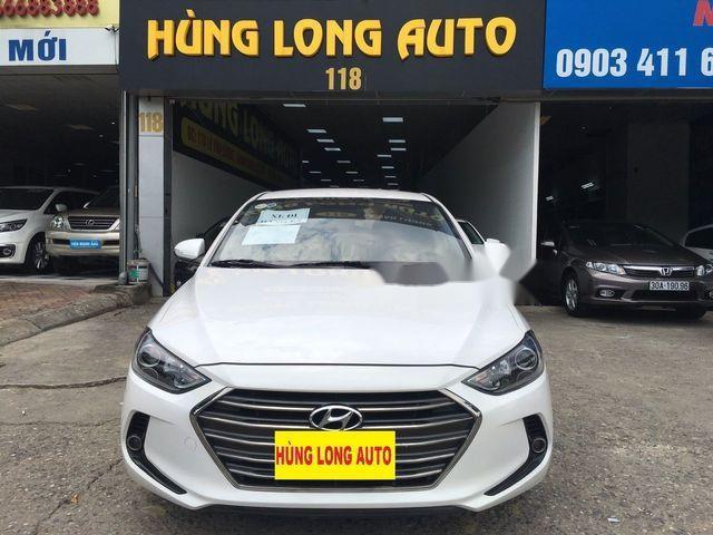 Hyundai Elantra   1.6MT  2018 - Bán ô tô Hyundai Elantra 1.6MT đời 2018, màu trắng