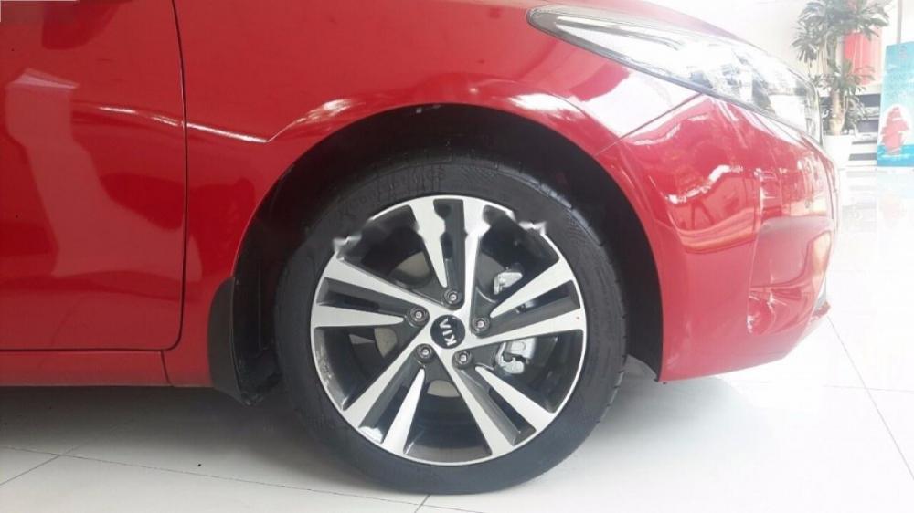 Kia Cerato 2.0 AT 2018 - Bán Kia Cerato 2.0 AT đời 2018, màu đỏ, giá 635tr