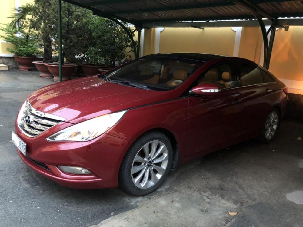 Hyundai Sonata 2012 - Cần bán Hyundai Sonata đời 2101 màu đỏ, đã qua sử dụng