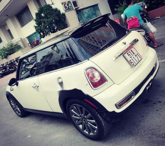 Mini Cooper 2010 - Cần bán gấp Mini Cooper đời 2010, hai màu, nhập khẩu