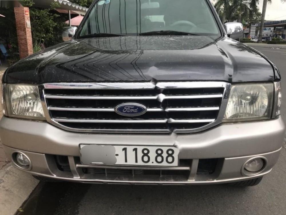 Ford Everest 2.5L 4x2 MT 2005 - Bán Ford Everest MT 2005, màu đen xe gia đình, giá chỉ 295 triệu