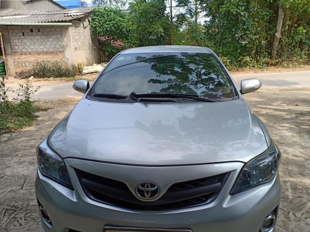 Toyota Corolla altis 2011 - Bán xe Toyota Corolla altis đời 2011, màu bạc