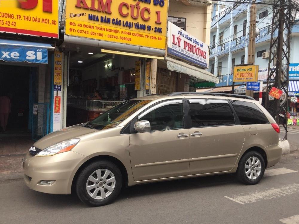 Toyota Sienna 2007 - Bán Toyota Sienna đời 2007, xe nhập, 780 triệu