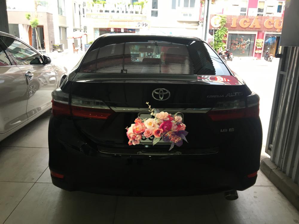 Toyota Corolla altis 2018 - Bán Toyota Corolla Altis sản xuất 2018 màu Đen, 775 triệu