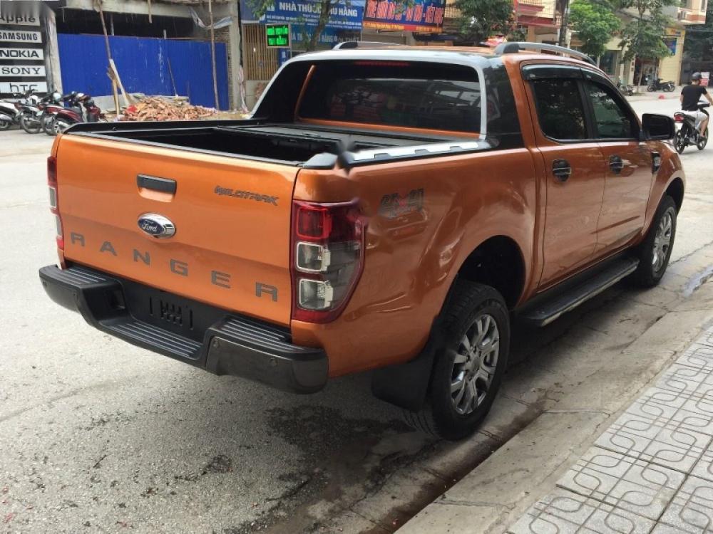 Ford Ranger Wildtrak 3.2L 4x4 AT 2016 - Cần bán Ford Ranger Wildtrak 3.2 sản xuất năm 2016, xe nhập, giá 810tr