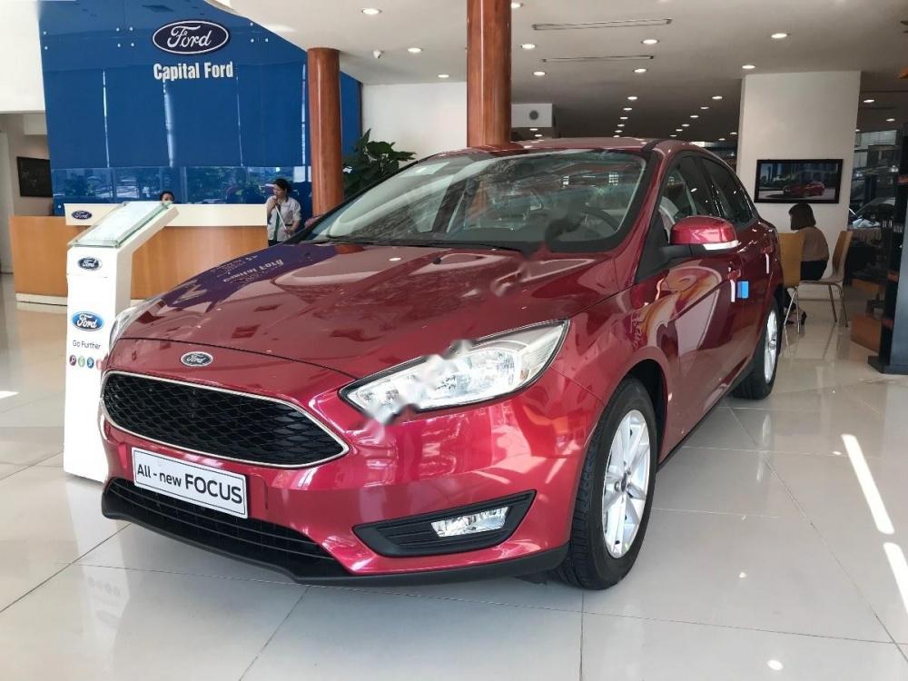 Ford Focus Trend 1.5L 2018 - Bán Ford Focus Trend AT Ecoboots đời 2018, màu đỏ