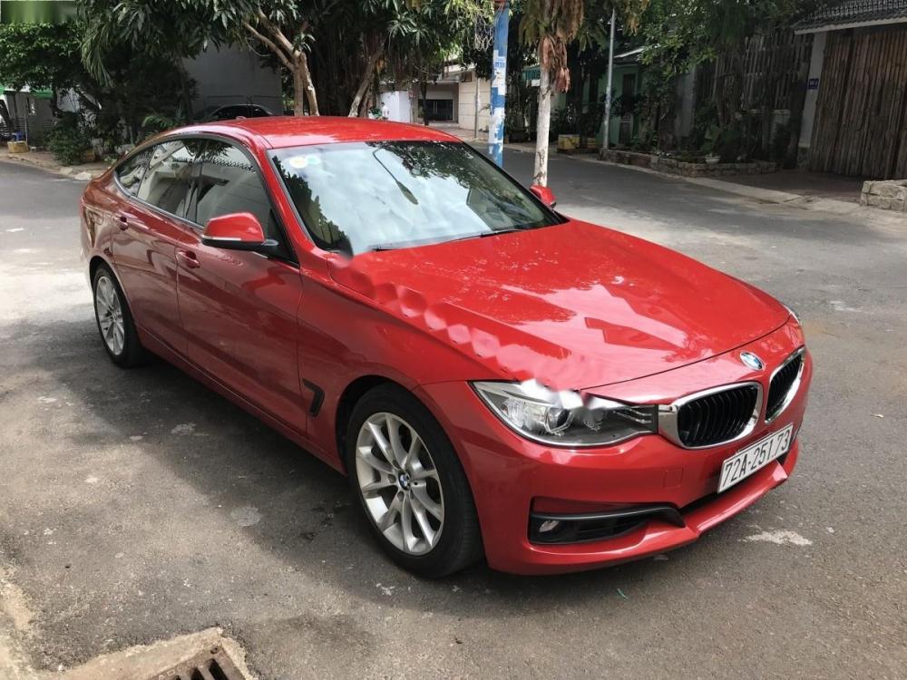 BMW 3 Series 328i GT 2015 - Bán ô tô BMW 3 Series 328i GT đời 2015, màu đỏ, nhập khẩu nguyên chiếc số tự động