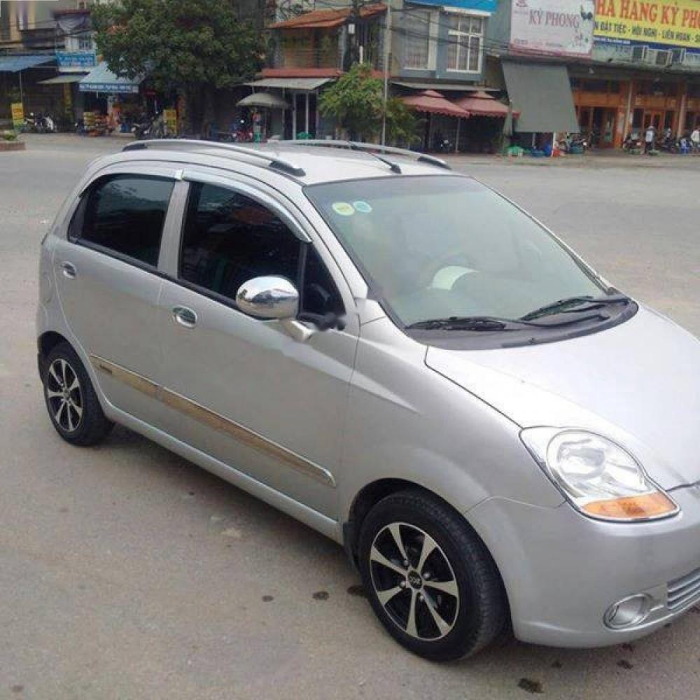 Chevrolet Spark 2011 - Bán Chevrolet Spark sản xuất năm 2011, màu bạc chính chủ, giá 172tr