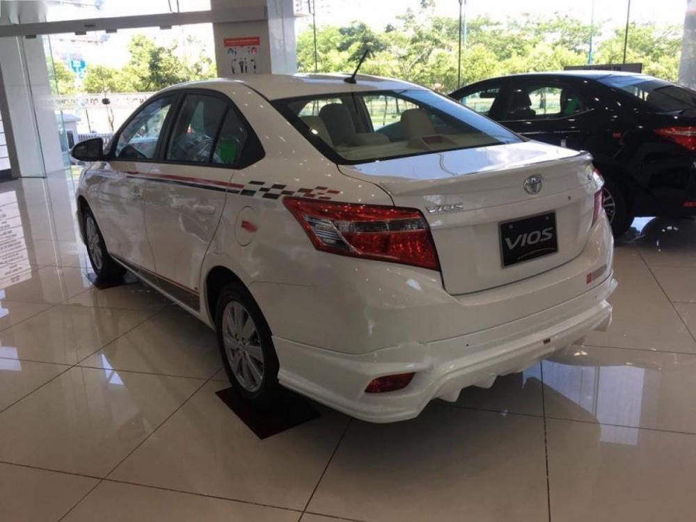 Toyota Vios 1.5E CVT 2018 - Bán ô tô Toyota Vios 1.5E CVT sản xuất năm 2018, màu trắng, 510tr