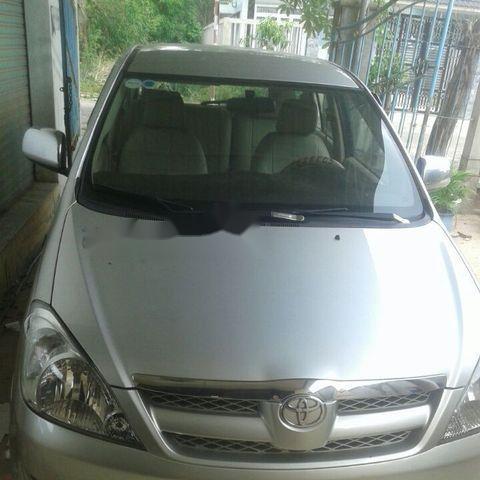 Toyota Innova 2008 - Bán Toyota Innova năm sản xuất 2008, màu bạc, giá 365tr