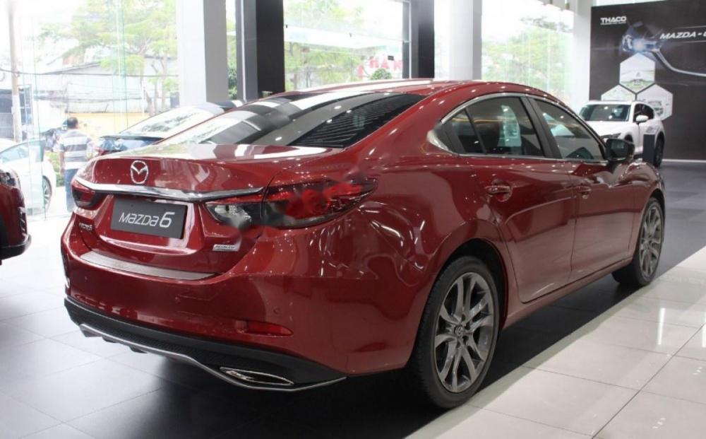 Mazda 6 2.0L Premium 2018 - Cần bán Mazda 6 2.0L Premium năm 2018, màu đỏ