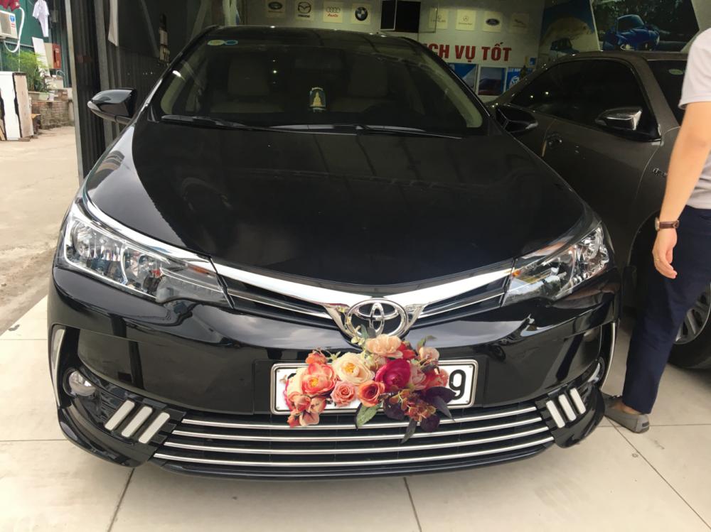 Toyota Corolla altis 2018 - Bán Toyota Corolla Altis sản xuất 2018 màu Đen, 775 triệu