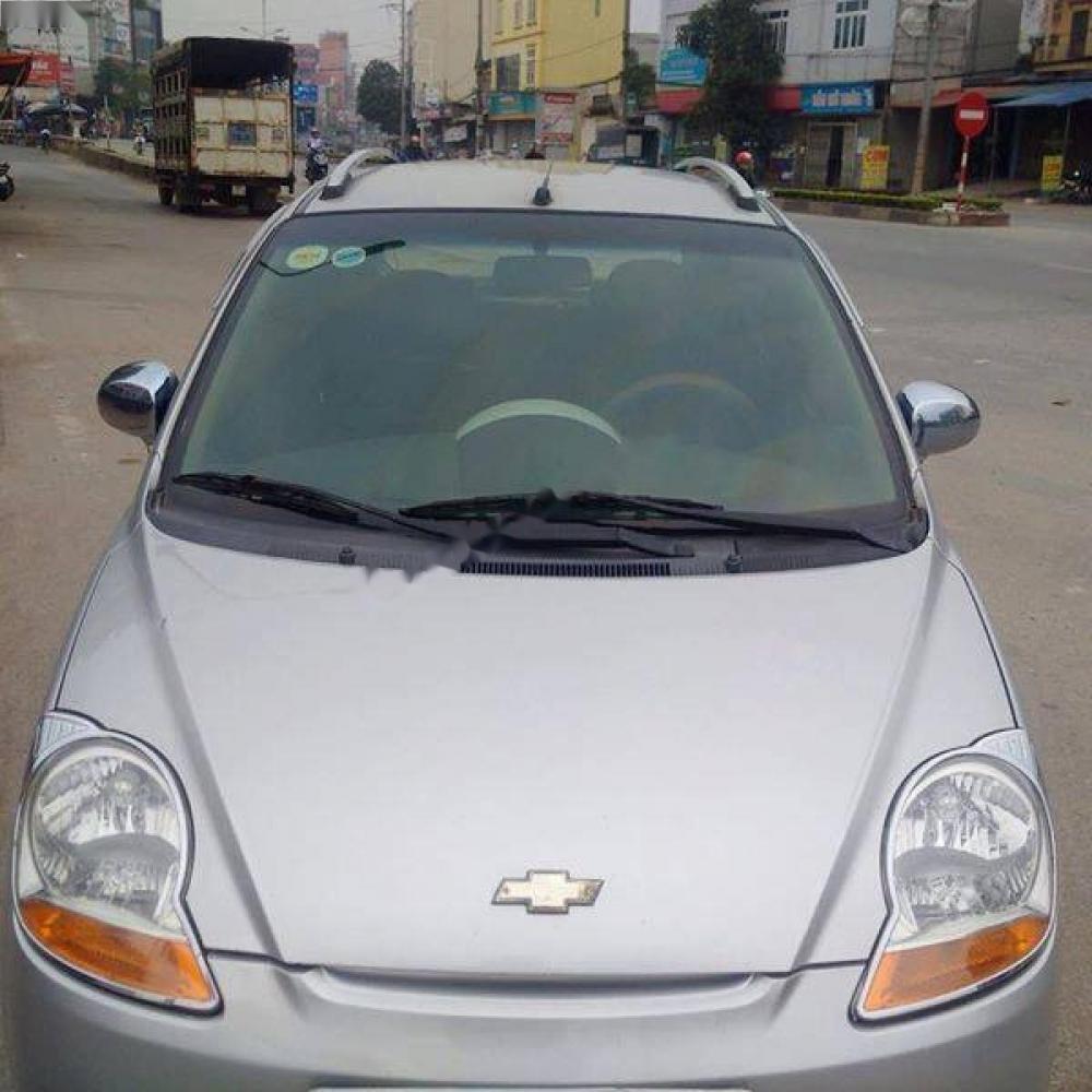 Chevrolet Spark 2011 - Bán Chevrolet Spark sản xuất năm 2011, màu bạc chính chủ, giá 172tr