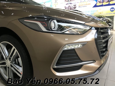 Hyundai Elantra 2018 - Bán Elantra Sport động cơ tăng áp, xe giao ngay - Hỗ trợ vay lên đến 85% giá xe