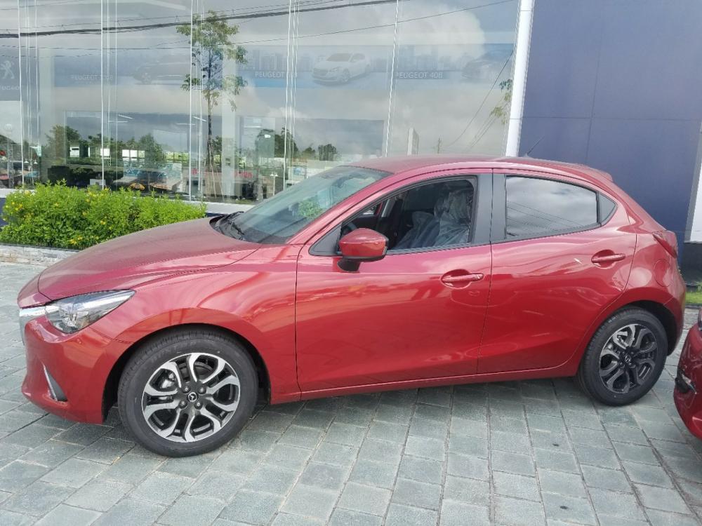 Mazda 2 2018 - Trả trước 148 triệu lấy ngay xe Mazda 2 HB đỏ, lãi suất hấp dẫn, bảo hành chính hãng 0932326725