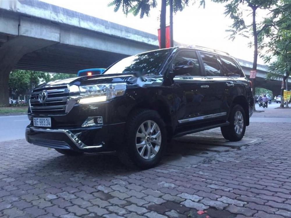 Toyota Land Cruiser VX 4.6 V8 2016 - Cần bán lại xe Toyota Land Cruiser VX 4.6 V8 năm sản xuất 2016, màu đen, xe nhập