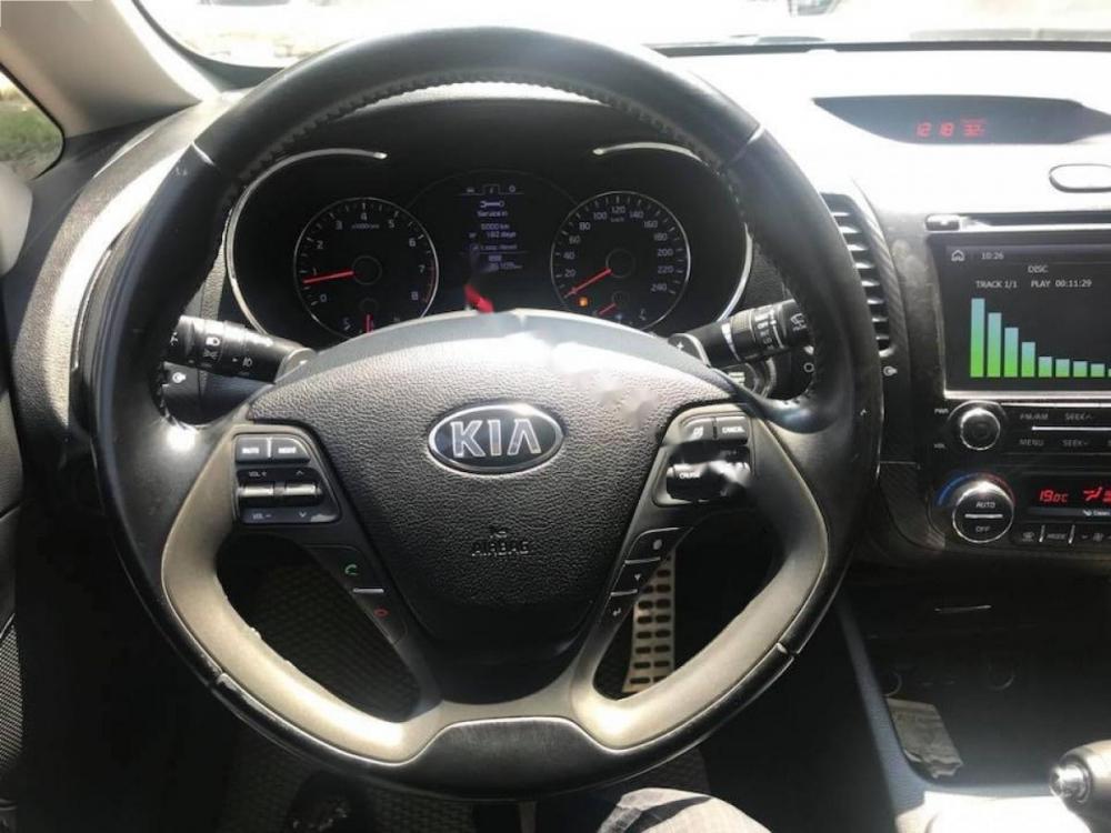 Kia K3 1.6 AT 2015 - Bán xe Kia K3 1.6 sản xuất năm 2015 số tự động, giá chỉ 556 triệu