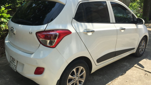 Hyundai Grand i10   1.2 AT  2016 - Bán xe Hyundai Grand i10 1.2 AT đời 2016, màu trắng