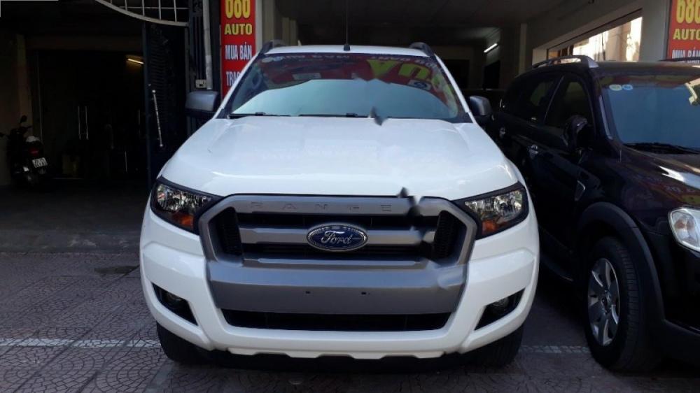 Ford Ranger XLS 2.2L 4x2 AT 2016 - Cần bán lại xe Ford Ranger SLX 2.2AT 2016, màu trắng, nhập khẩu 