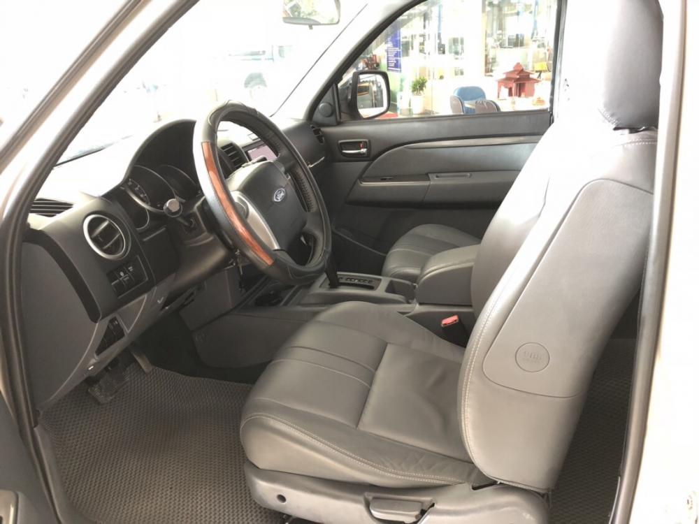 Ford Everest Limited 2013 - Bán ô tô Ford Everest Limited đời 2013, màu vàng, xe nhập