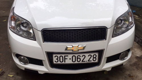 Chevrolet Aveo   1.4 AT  2017 - Bán Chevrolet Aveo 1.4 AT sản xuất năm 2017, màu trắng