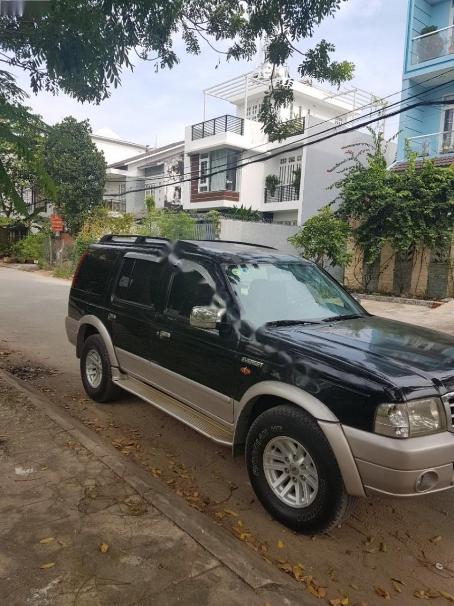 Ford Everest 2.5L 4x2 MT 2005 - Cần bán lại xe Ford Everest 2.5L 4x2 MT năm 2005, màu đen, giá chỉ 265 triệu