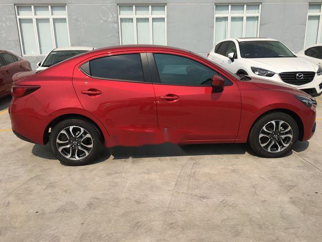 Mazda 2 2018 - Bán Mazda 2 năm sản xuất 2018, màu đỏ số tự động, giá tốt