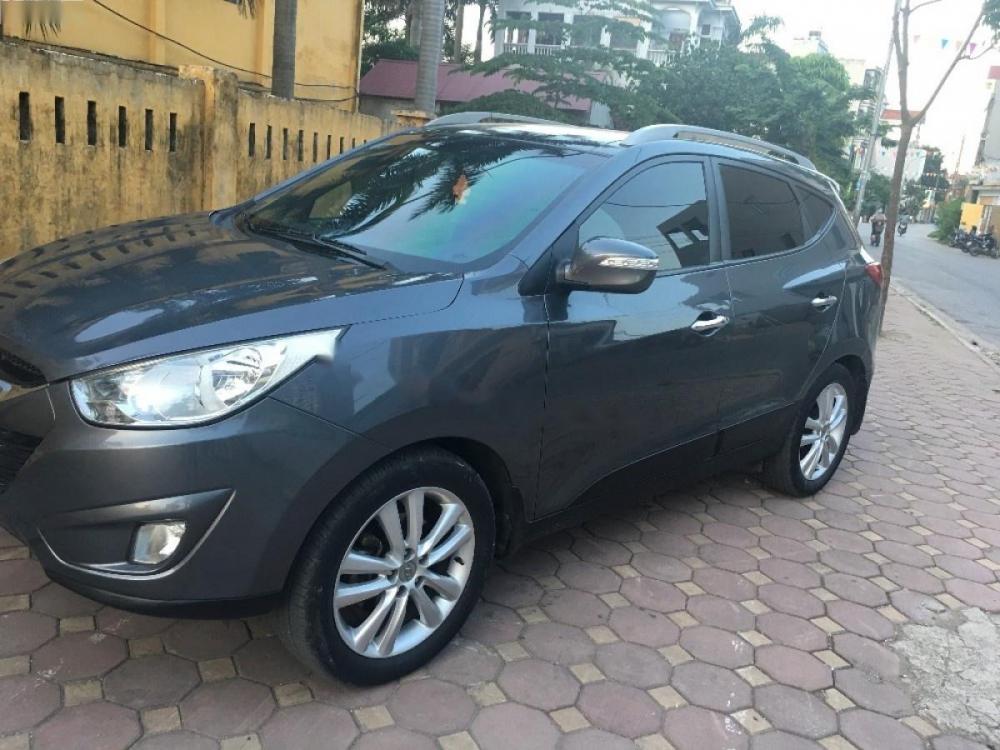 Hyundai Tucson 2010 - Cần bán xe Hyundai Tucson sản xuất 2010, màu xám, nhập khẩu nguyên chiếc số tự động, 568tr