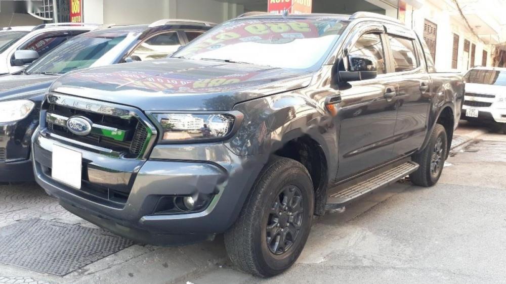 Ford Ranger XLS 2.2L 4x2 AT 2017 - Bán ô tô Ford Ranger SLX 2.2AT năm sản xuất 2017, màu đen, nhập khẩu nguyên chiếc như mới, giá 680tr