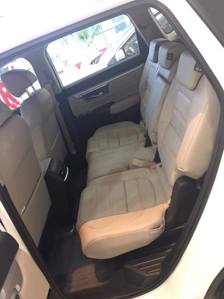 Honda CR V 2018 - Bán Honda CRV E màu trắng có sẵn giao ngay- Vui lòng gọi 0941.000.166