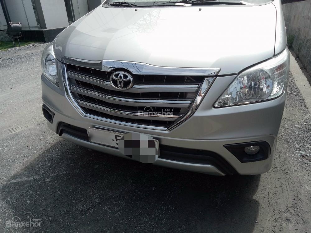 Toyota Innova 2013 - Bán ô tô Toyota Innova đời 2014, màu bạc, cá nhân