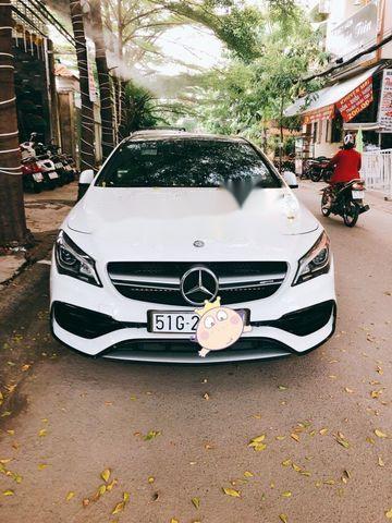 Mercedes-Benz CLA class 2016 - Cần bán Mercedes đời 2016, màu trắng, nhập khẩu nguyên chiếc mới chạy 11.000km