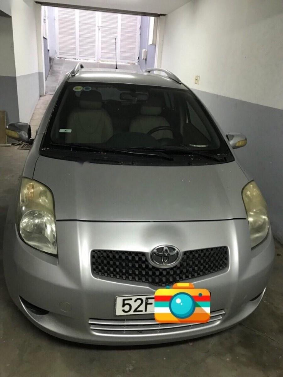 Toyota Yaris 2008 - Bán Toyota Yaris năm 2008, màu bạc, 350 triệu