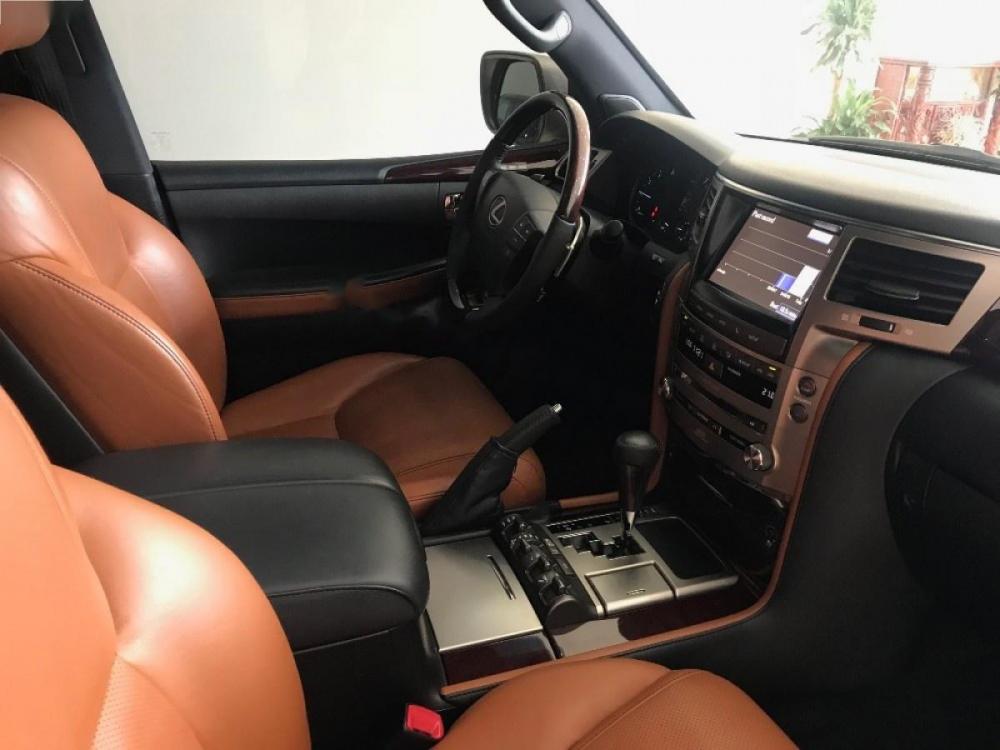 Lexus LX 570 2015 - Bán Lexus LX 570 năm sản xuất 2015, màu vàng, nhập khẩu nguyên chiếc