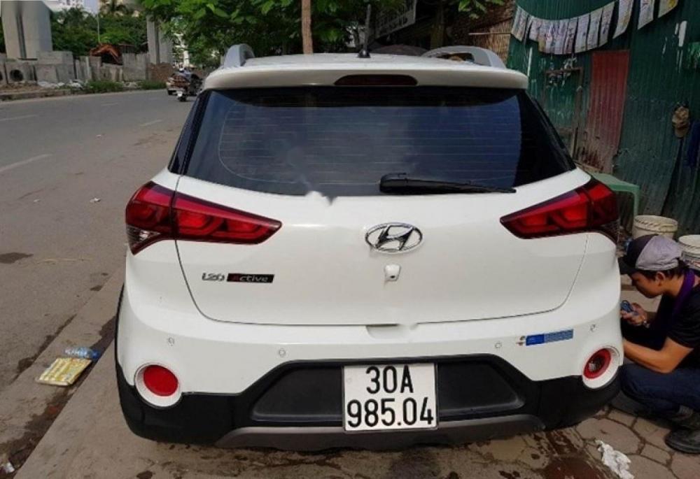 Hyundai i20 Active  1.4 AT 2015 - Bán xe Hyundai i20 Active 1.4 AT sản xuất 2015, màu trắng, nhập khẩu