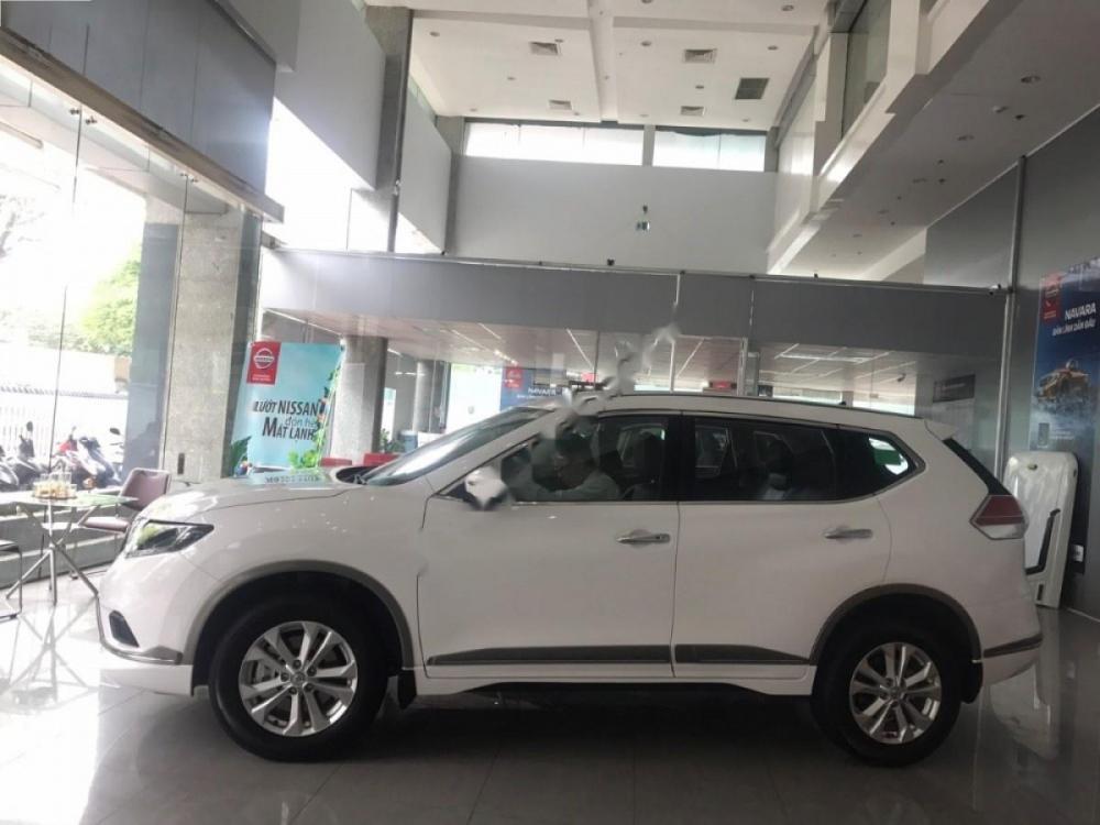 Nissan X trail Mid CVT 2018 - Cần bán xe Nissan X trail Mid CVT sản xuất năm 2018, màu trắng