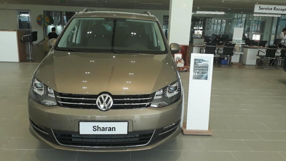 Volkswagen Sharan E 2018 - Giá xe volkswagen sharan – xe Đức dành cho gia đình chỉ 1.850 tỷ đồng. Hotline: 0909 717 983